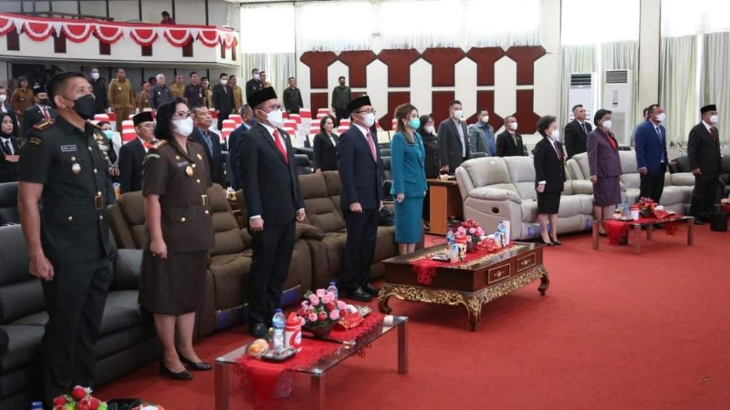 Picsart_22-08-16_16-36-09-347