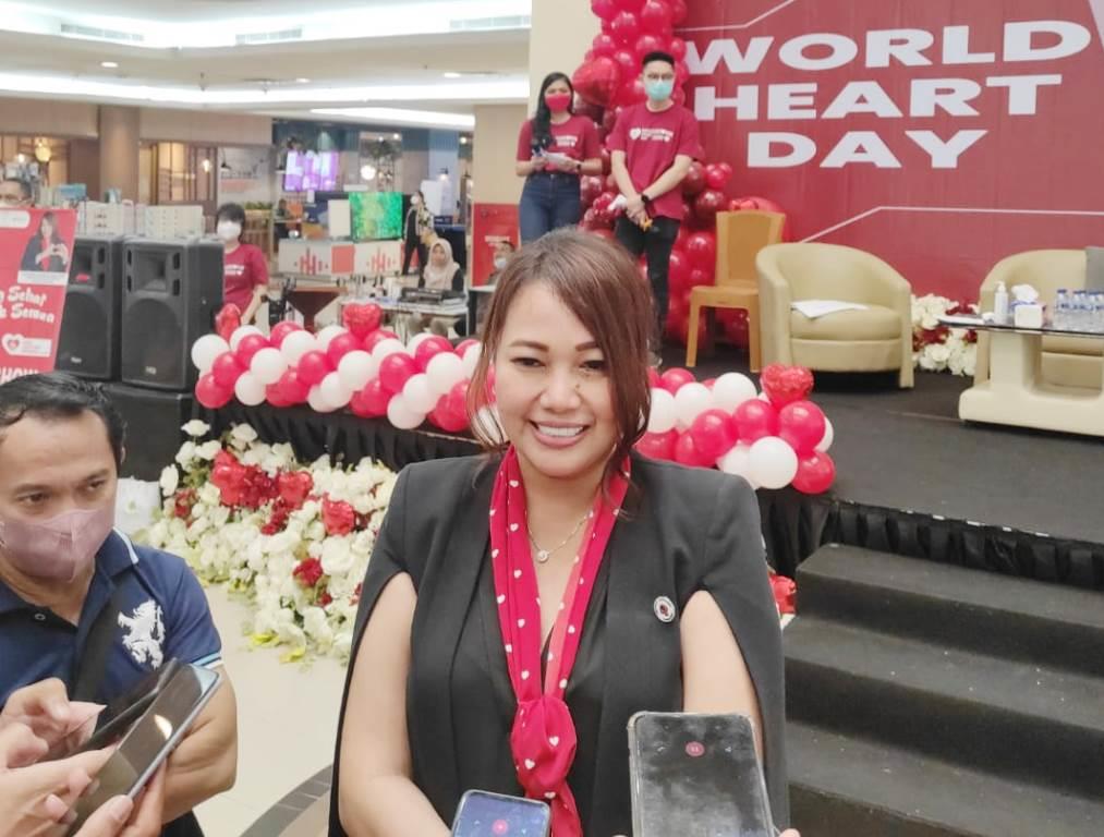 dr Kartika Devi Kandouw - Tanos