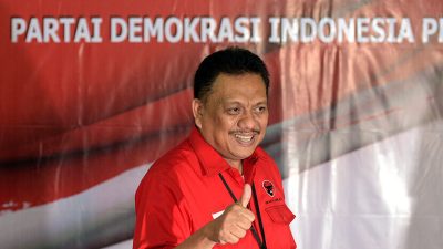 ketua-fraksi-pdi-perjuangan-olly-dondokambey-_150917172449-344-1-e1634406922422