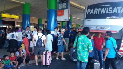 wisatawan-tiongkok-pulang_20160812_110538