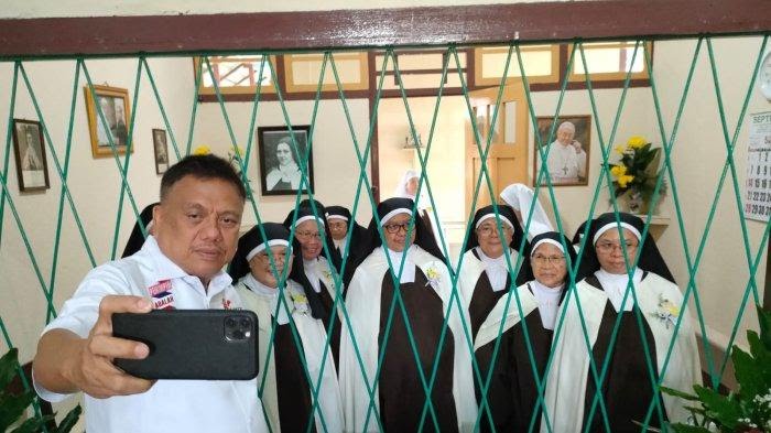 970836583-eringatanulangtahunke75biarasusterkarmelochk