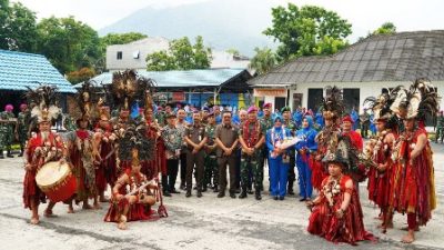 Walikota-Maurits-Mantiri-terima-kunker-Danpasmar-2-TNI-AL-1