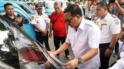 Angkutan-Cerdas-Beri-Layanan-Transportasi-Gratis-bagi-Siswa-Sekolah-di-Bitung