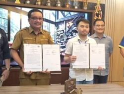 Layanan-Internet-Walikota-Bitung-Bangga-Teken-Kerjasama-dengan-Direktur-Umur-21-Tahun